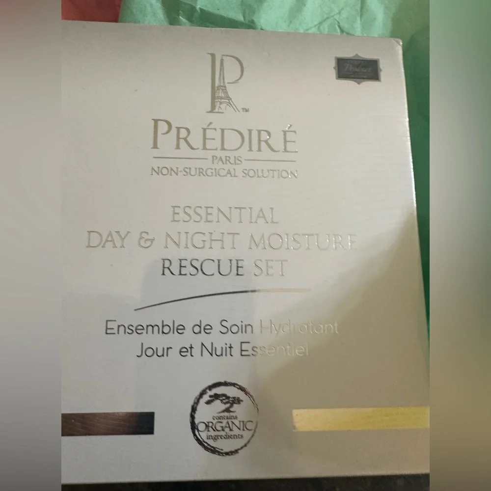 Prédiré Essential Day & Night Moisture Rescue Set - Picture 2 of 2